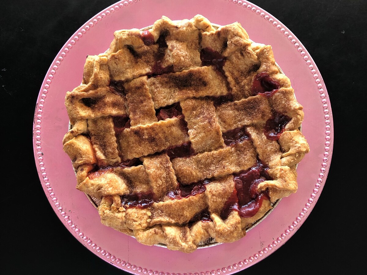 Strawberry Rhubarb Crumb